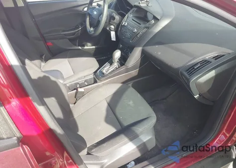 2017 Ford Focus Se z USA, uszkodzony, nr VIN 1FADP3F23HL278236